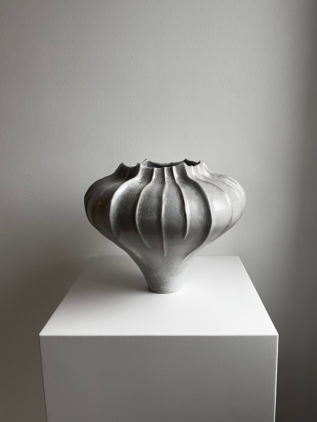 Laura Vase